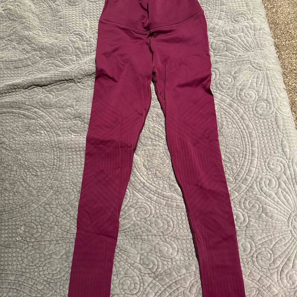 Lululemon maroon leggings